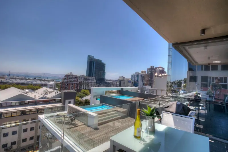 Mirage 2 Bedroom Unit in De Waterkant – photo 11
