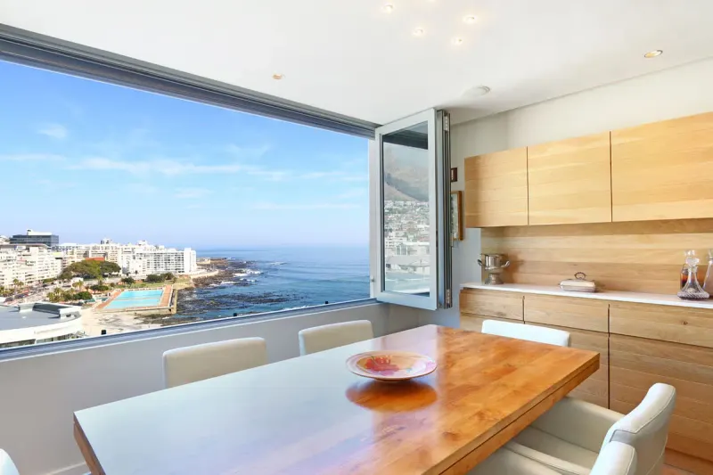 La Rochelle Apartment in Sea Point – photo 2