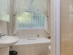 4 Ave Charmante in Bantry Bay – photo 18 thumbnail