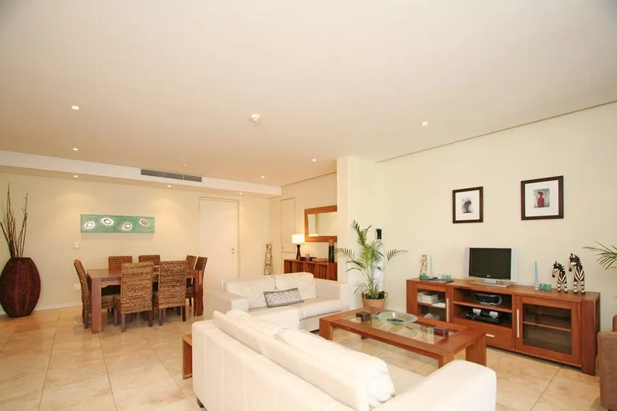 property_fc89b7a8-c182-4706-9770-9e4650127c37_9