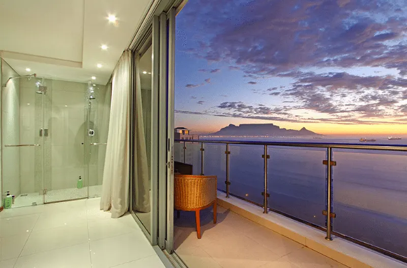 Infinity Penthouse in West Beach – photo 11