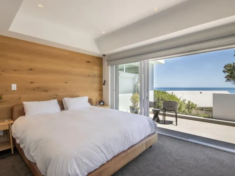 Willesdon House in Camps Bay – photo 9