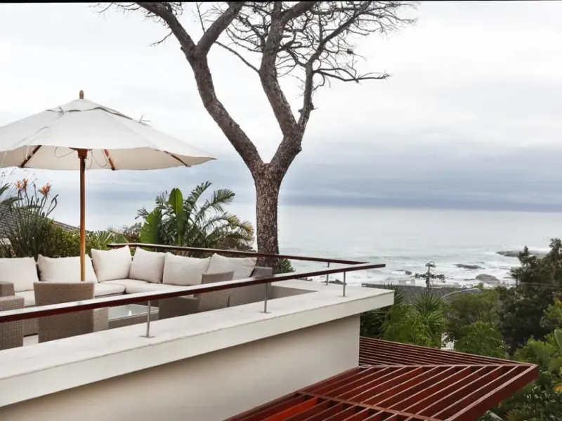 7 on 1st Crescent in Camps Bay – photo 11