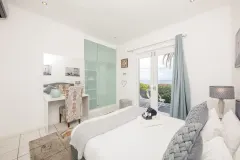 Indigo Bay - The Boat in Camps Bay – photo 3 thumbnail