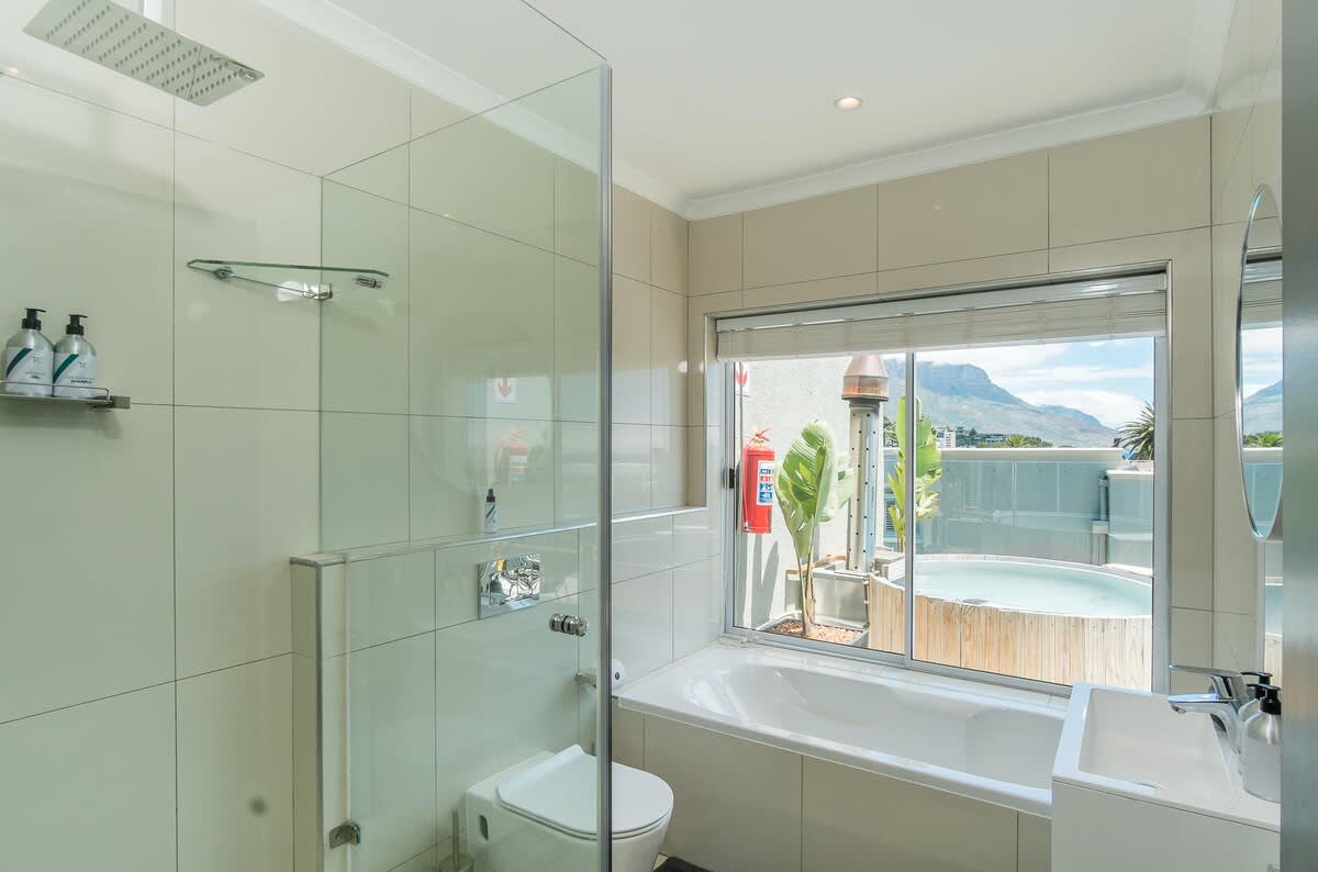 property_fd3ef3a8-0c38-4874-88aa-dcae81e86a87_24