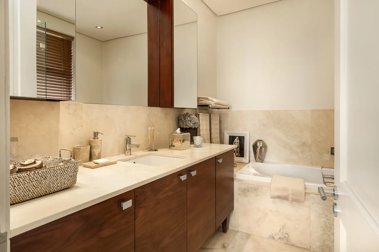 property_fd468804-dc7d-4c45-94ef-2b68f885d180_33