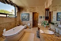 Atholl Villa Camps Bay in Camps Bay – photo 11 thumbnail