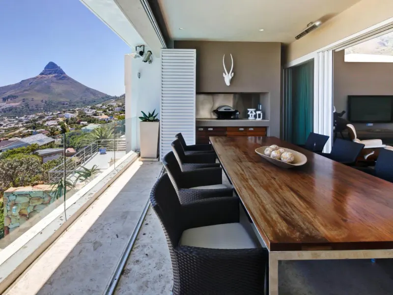 Theresa Luxe - Luxury Villa with pool & ocean views in Bakoven – photo 40