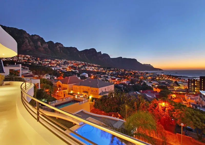 Strathmore Villa in Camps Bay – photo 2