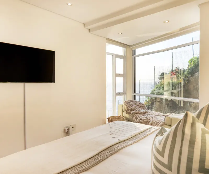 Cap D'Afrique Clifton Beach Apartment in Clifton – photo 8