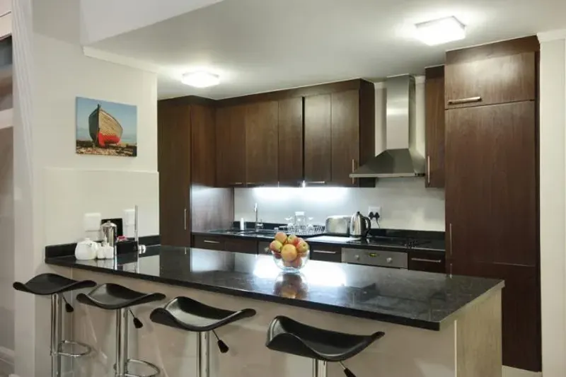 306 Crystal Apartment in Camps Bay – photo 7