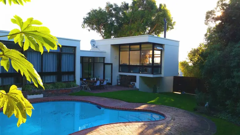 Camps Bay House in Camps Bay – photo 3
