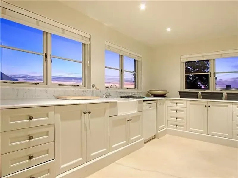Dunkeld Villa in Camps Bay – photo 12