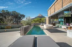 Willesdon Villa in Camps Bay – photo 3 thumbnail