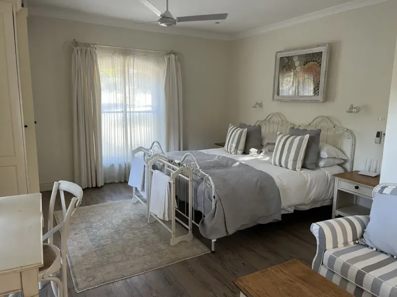 Constantia Valley Villa in Silverhurst – photo 22