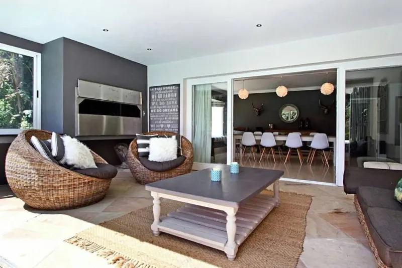 Serene Villa in Constantia – photo 12