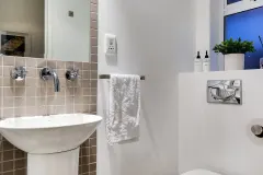 Atlantic Spray Apartment in Mouille Point – photo 23 thumbnail