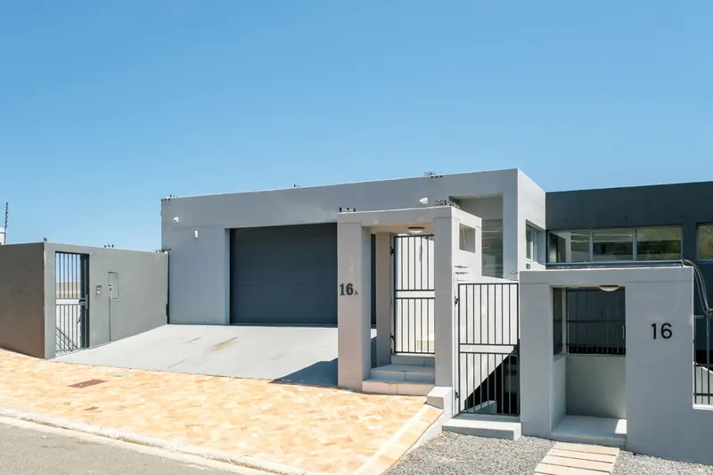 Khalanga Penthouse in Camps Bay – photo 41