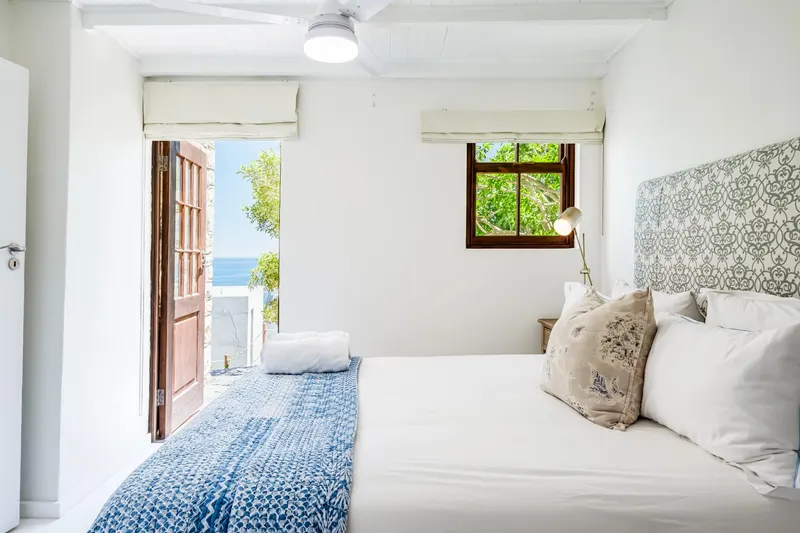 Rock Retreat in Camps bay – photo 14