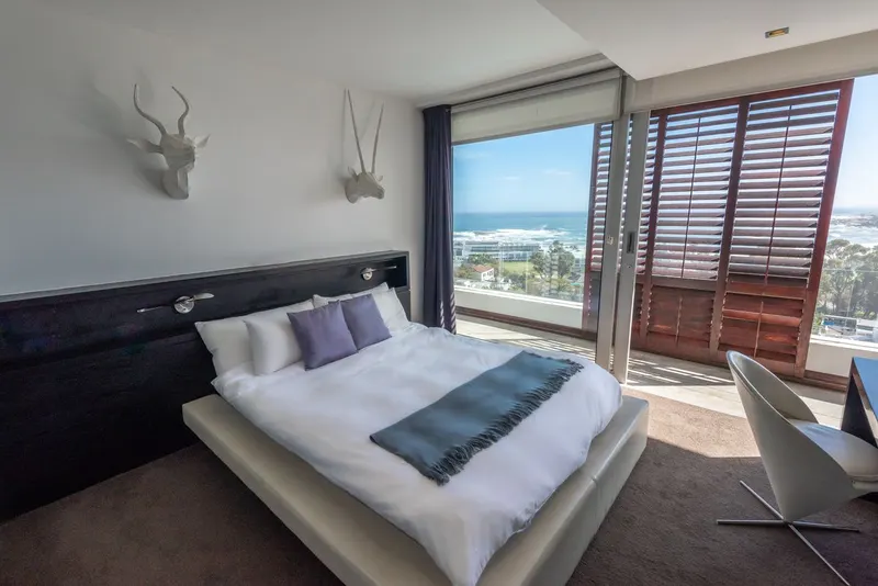 Geneva Villa in Camps Bay – photo 19