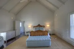 Vineyard Farmhouse in Constantia Heights – photo 5 thumbnail