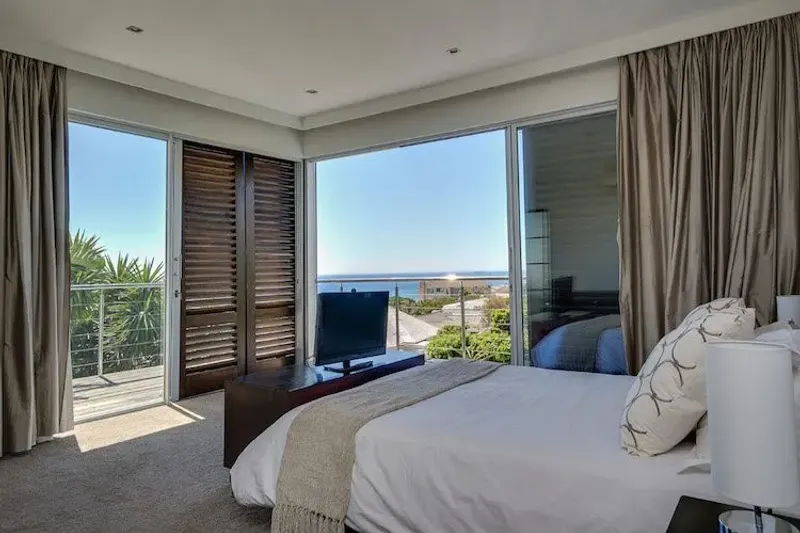 Finchley 2 in Camps Bay – photo 9
